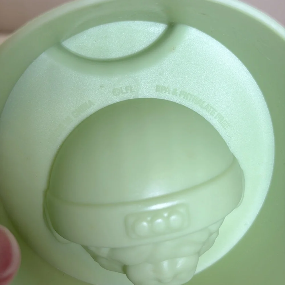 Williams Sonoma Mandalorian The Child Star Wars Ice Mold Set of 2